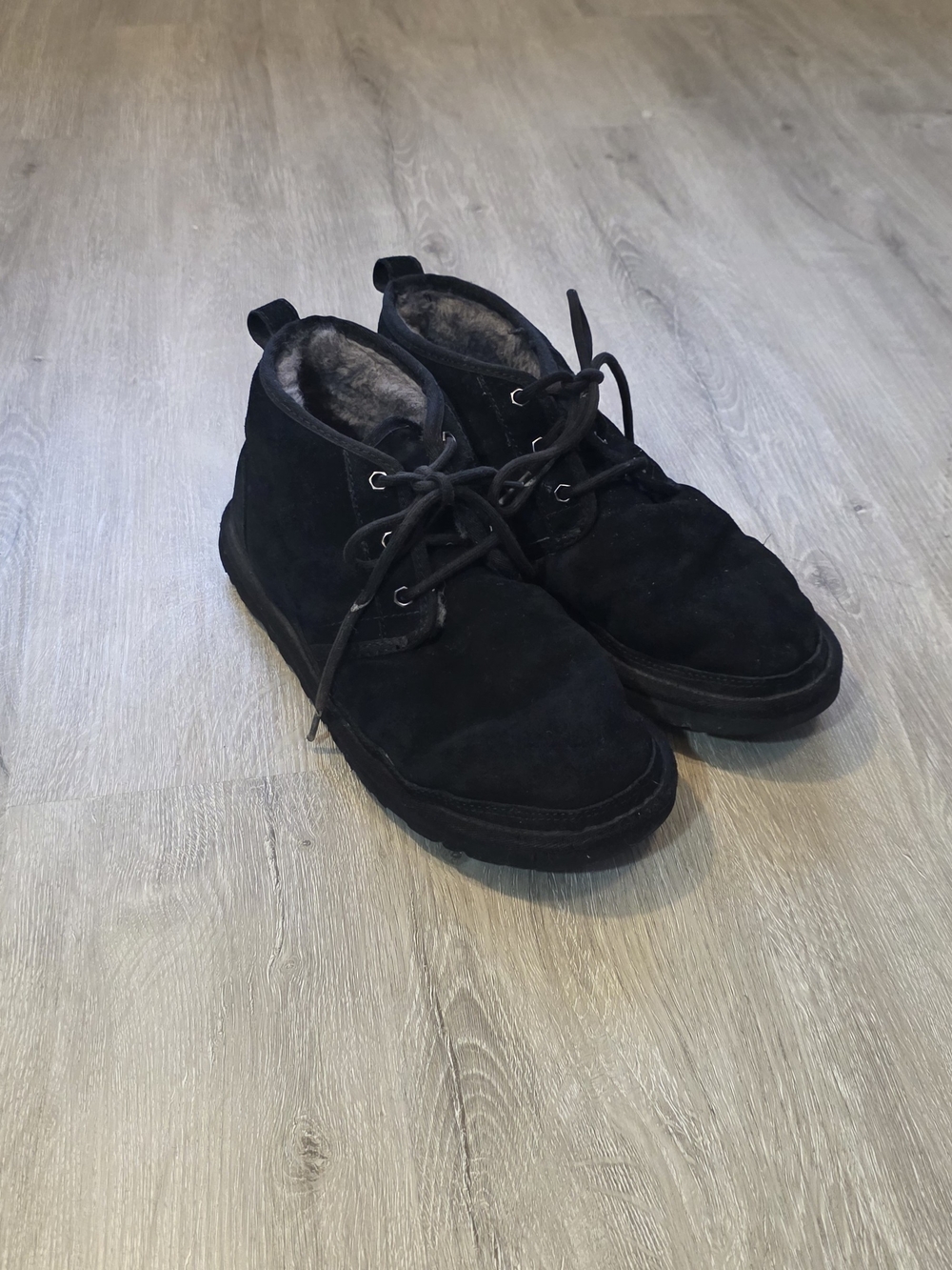 UGG Men's Nuemel Black Suede Lace-Up Ankle Boots Size 9